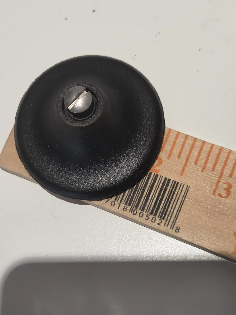 Le Creuset Lot Of 6 Knobs Black Phenolic Replacement Preowned 2x 2.2